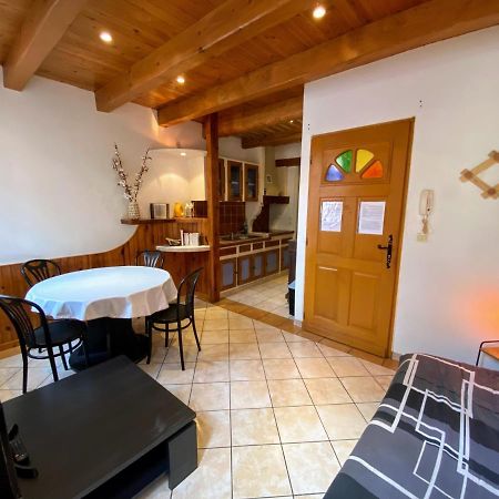 Appartement 4 Pers Plein Centre Ville, Wifi, Balcon Laragne-Monteglin Esterno foto
