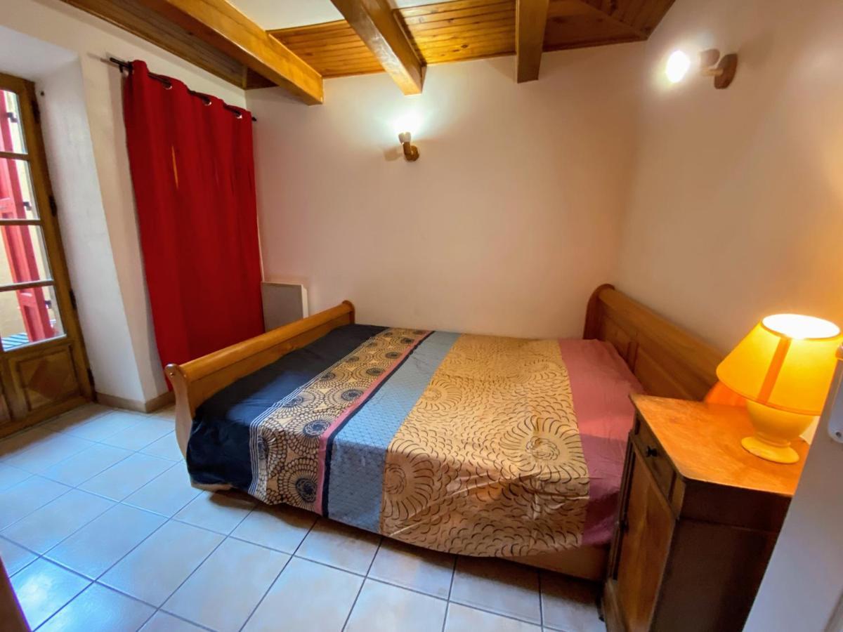 Appartement 4 Pers Plein Centre Ville, Wifi, Balcon Laragne-Monteglin Esterno foto
