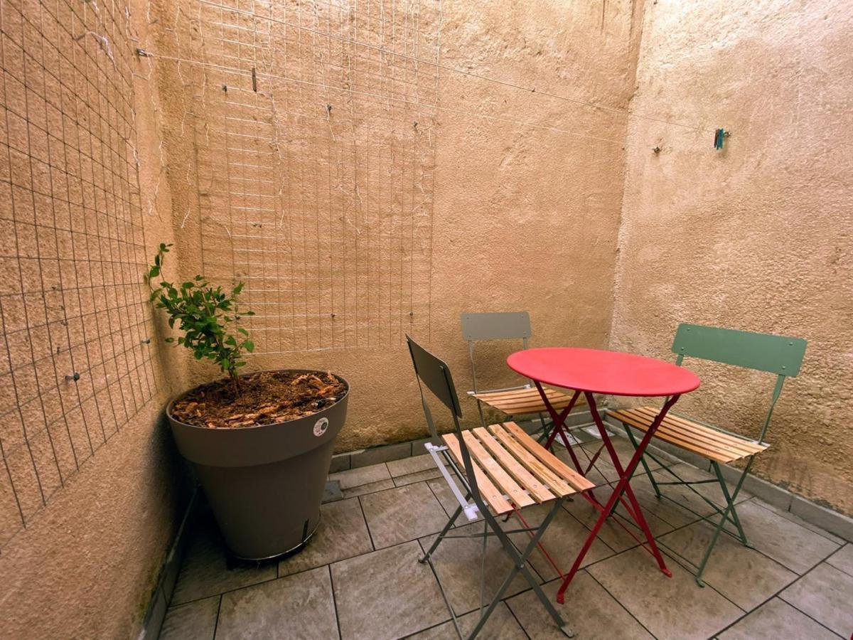 Appartement 4 Pers Plein Centre Ville, Wifi, Balcon Laragne-Monteglin Esterno foto